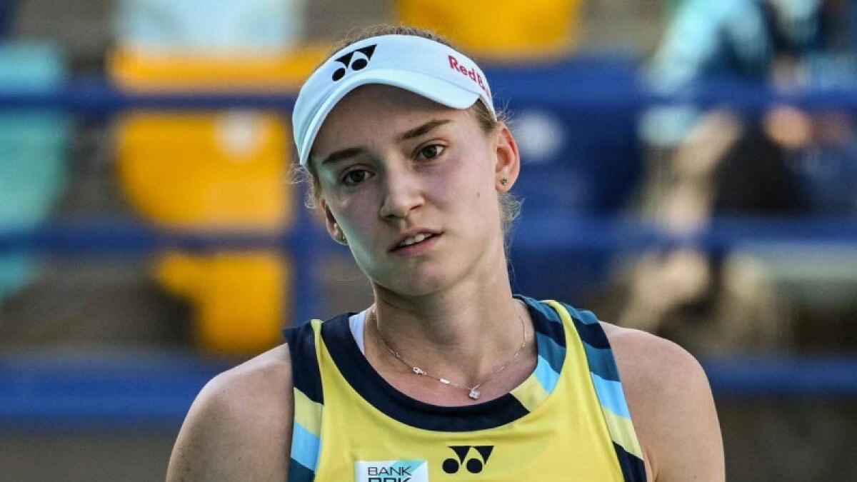 Елена Рыбакина снялась с турнира WTA-1000 по неожиданной причине