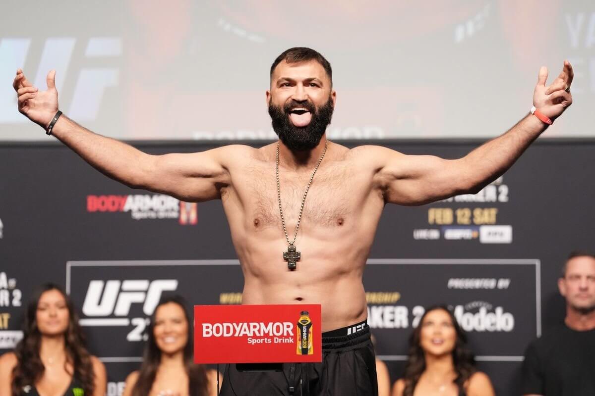 Экс-чемпион UFC и действующий боец может завершить карьеру