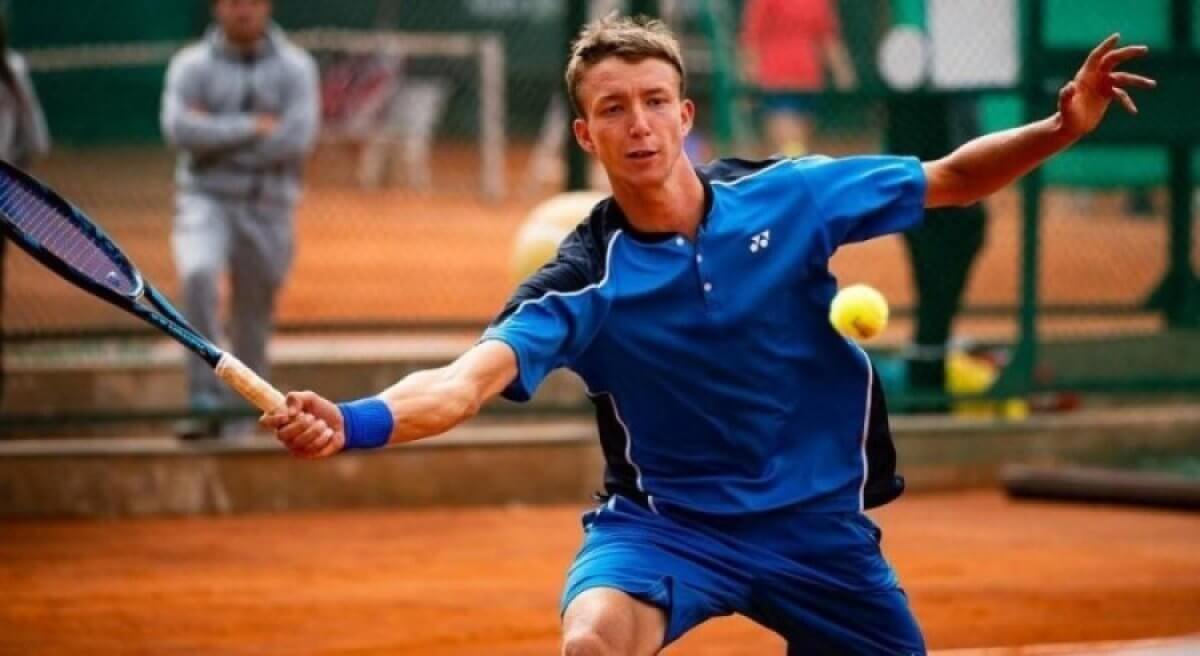 Казахстанский теннисист вышел в четвертьфинал турнира ATP Challenger Tour