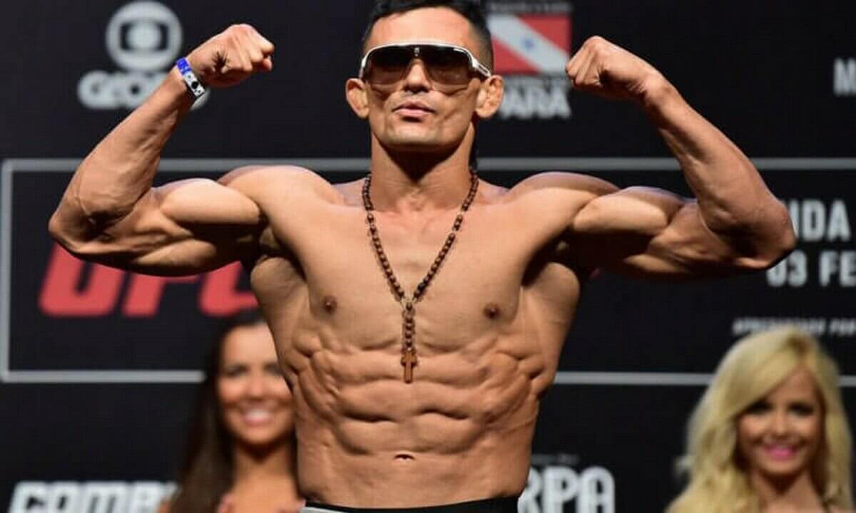 Известного бойца из UFC отстранили от боев из-за допинга