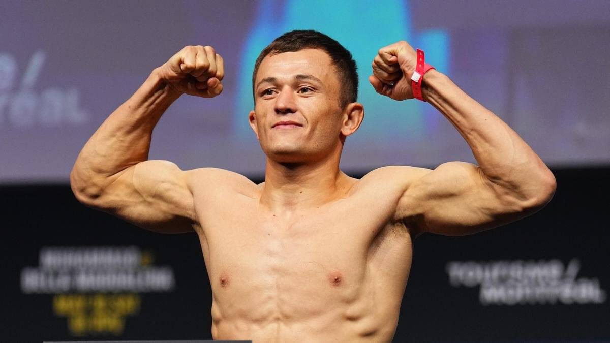 Бекзат Алмахан историческим нокаутом добыл первую победу в UFC (Видео)
