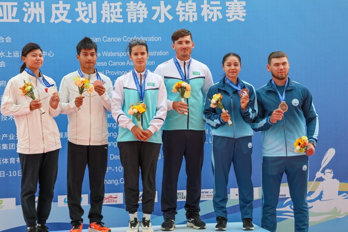 Казахстанские гребцы собрали 12 медалей на чемпионате Азии