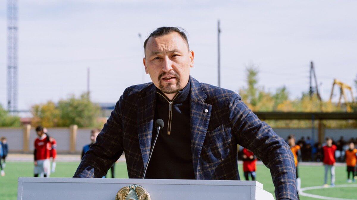 Жизнь казахстанских детей подвергли угрозе? Скандал в футболе