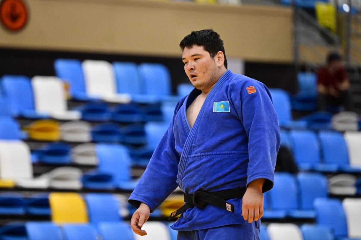 Казахстанец завоевал золотую медаль чемпионата мира