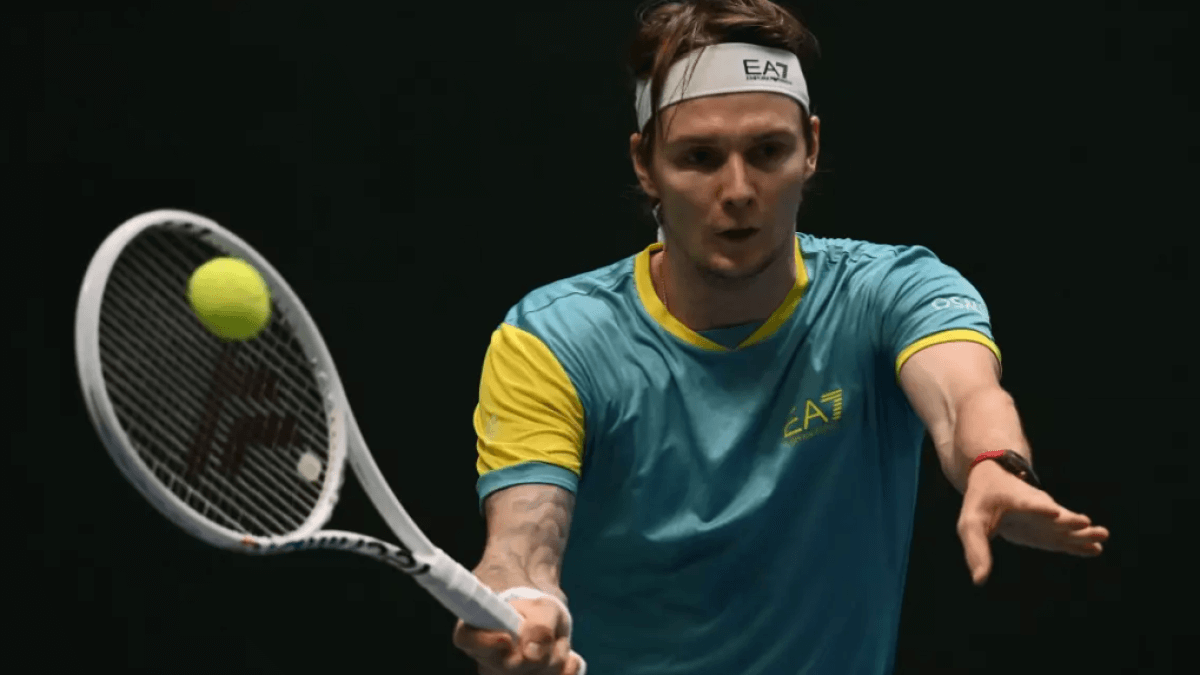 Бублик эффектно вышел в полуфинал турнира в Турине — ATP в восторге