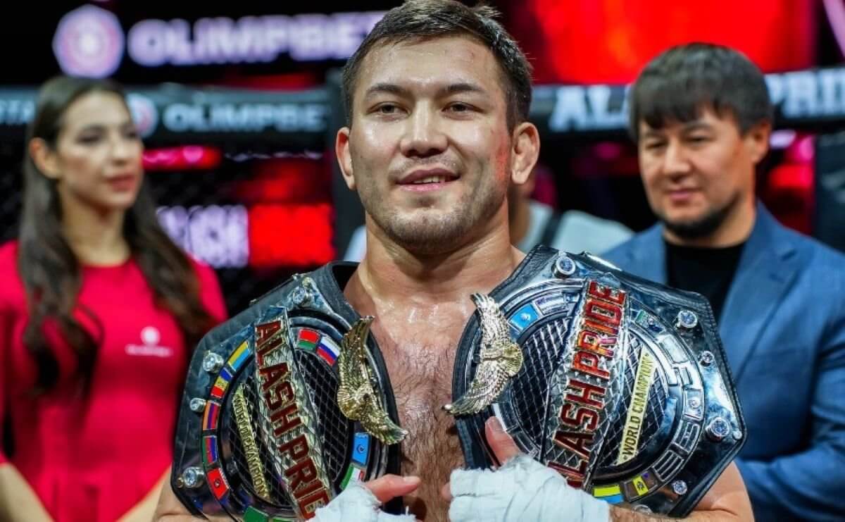 Нокаутировавший Нурмагомедова казах идет в UFC?