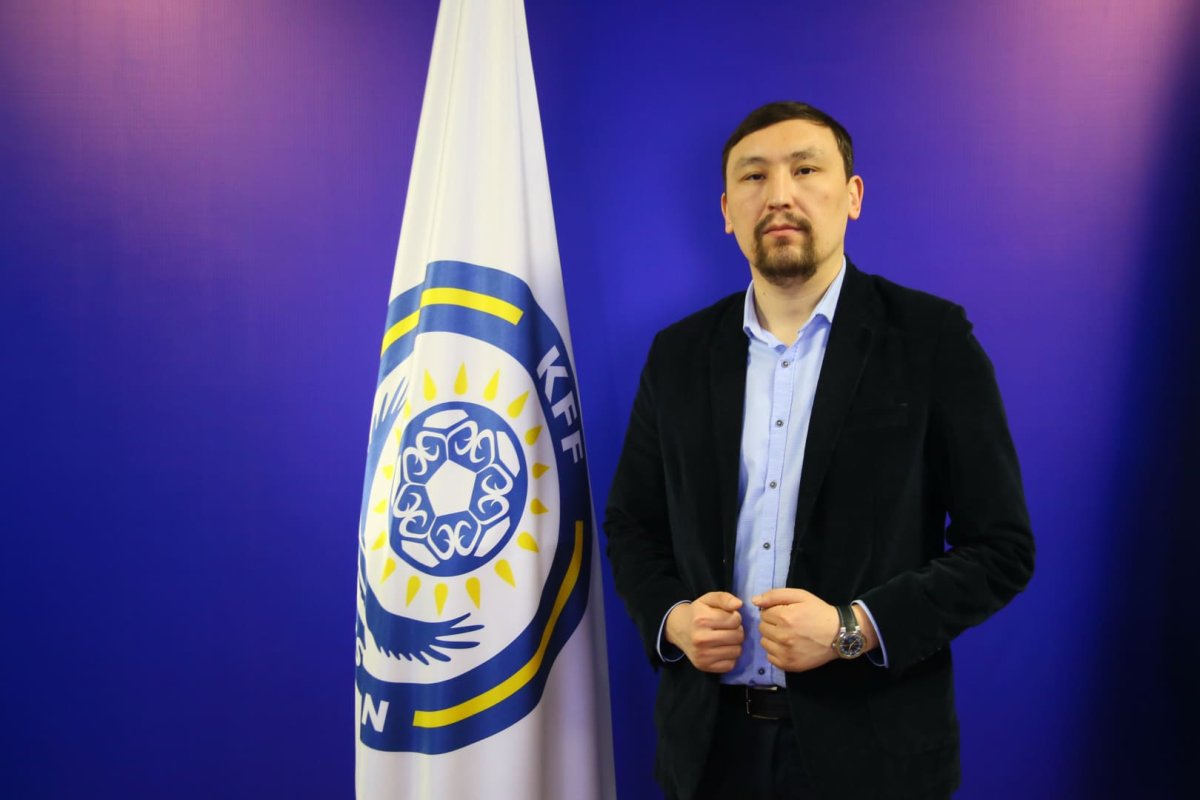 Маулен: Казахстанским футболом управляют через WhatsApp