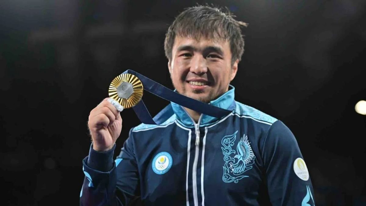 Елдос Сметов стал звездой чемпионата мира по дзюдо