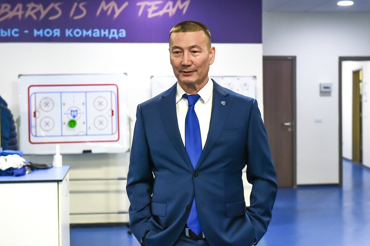 Известно имя нового тренера ХК "Барыс"