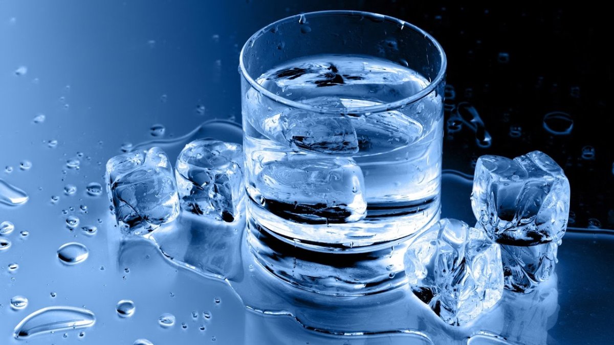 Ученые: холодная вода вызывает переедание