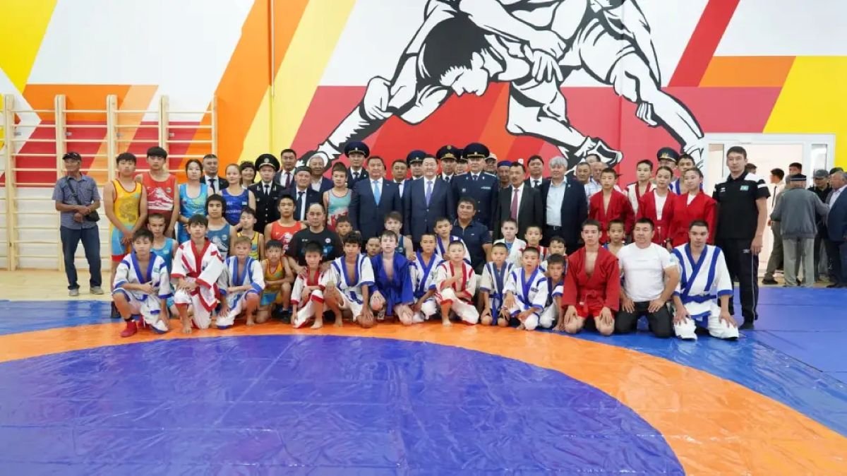 В Казахстане построили спортшколу на деньги коррупционеров