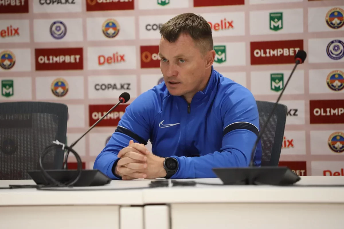 Кокшетауский "Окжетпес" уволил главного тренера