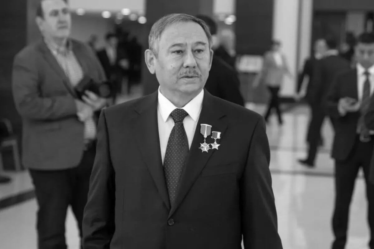Умер космонавт Талгат Мусабаев
