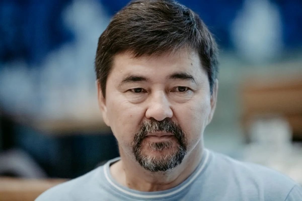 Сытый не поймёт голодного: Сейсембаев вызвал споры своими советами