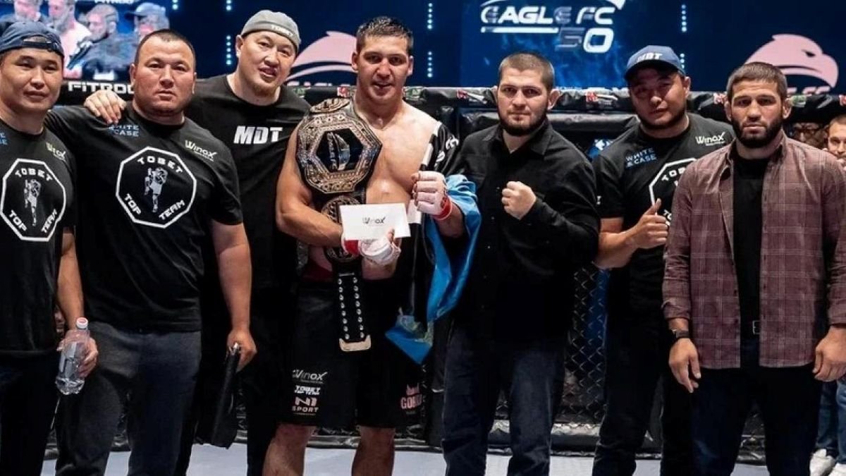 Казахскому бойцу назвали условие, чтобы остаться в UFC
