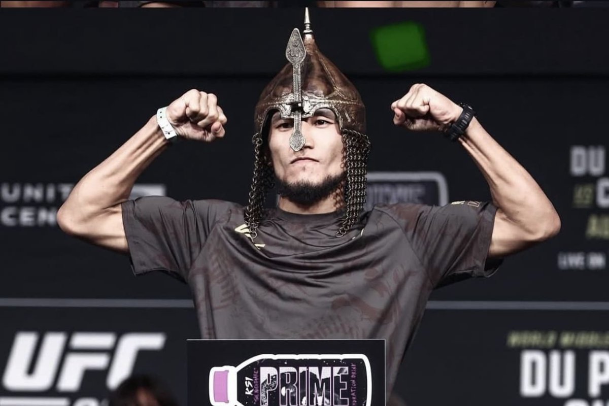 Решилась судьба казахской сенсации в UFC