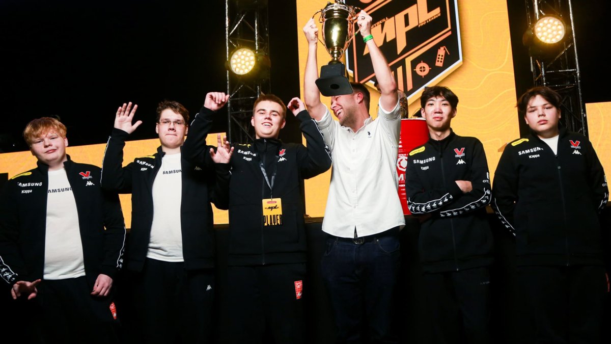 Единственные казахстанцы Team Novaq уступили «молодежке» Virtus.pro в финале турнира MPL