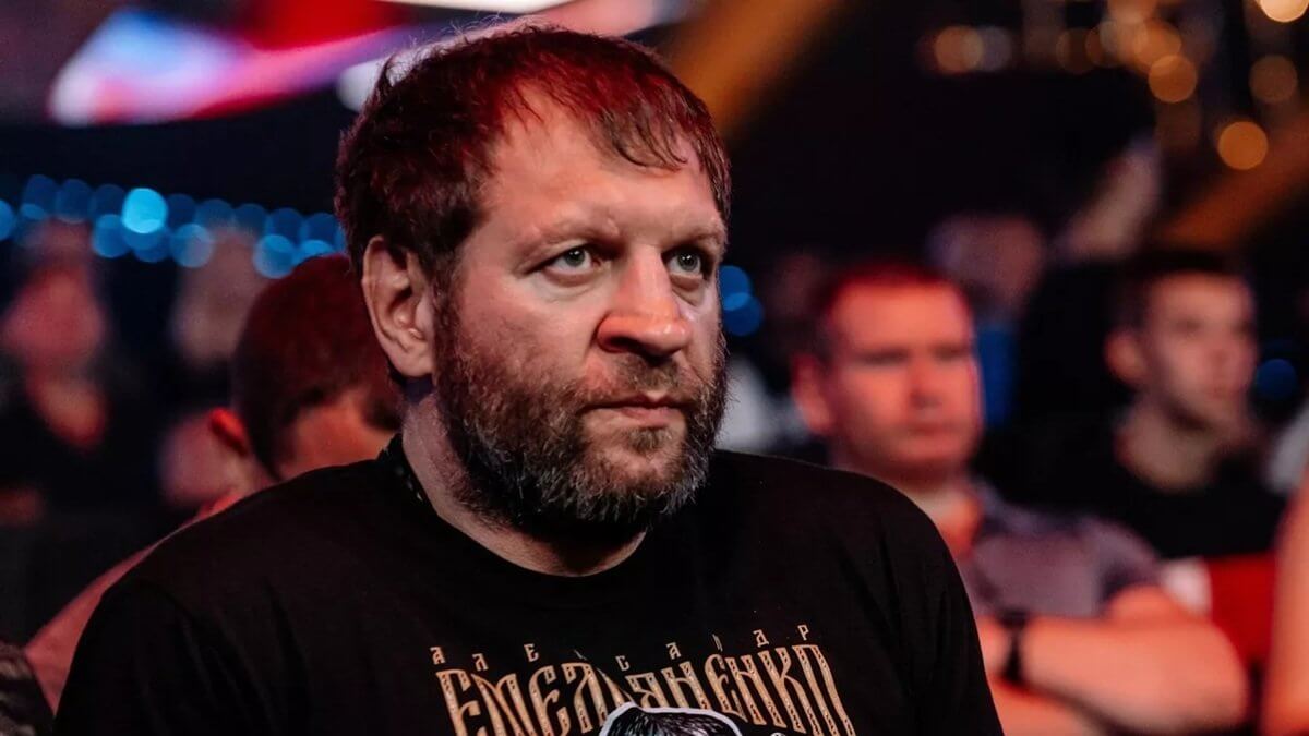 Камил Гаджиев лаконично обрубил скандал с Александром Емельяненко: классика кино