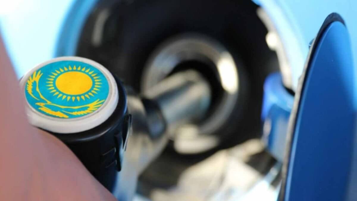 Цены на бензин в Казахстане вновь выросли
