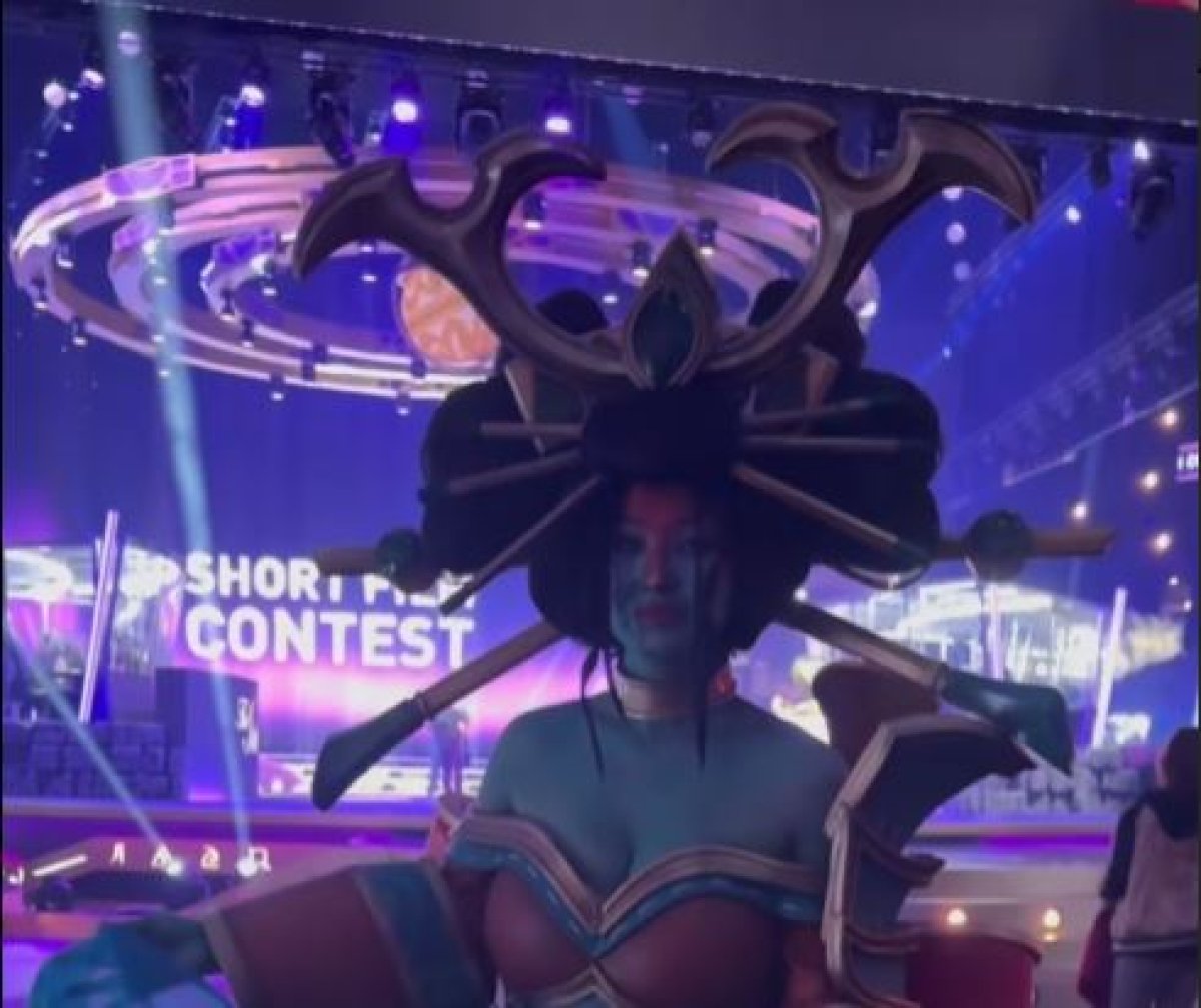 Казахстанка выиграла конкурс косплея на ЧМ по Dota2