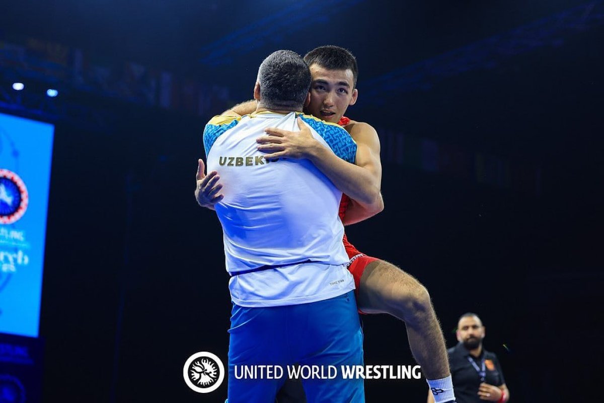 Казах из Узбекистана стал чемпионом мира по борьбе