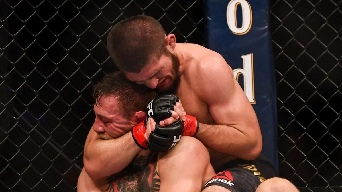 «Хабиб едва не убил МакГрегора»: В UFC сделали шокирующее заявление