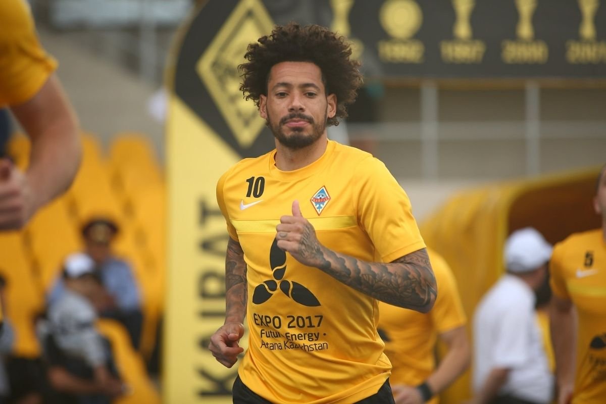 Легенда «Кайрата» оценил шансы команды в Лиге Чемпионов и «Золотом матче»