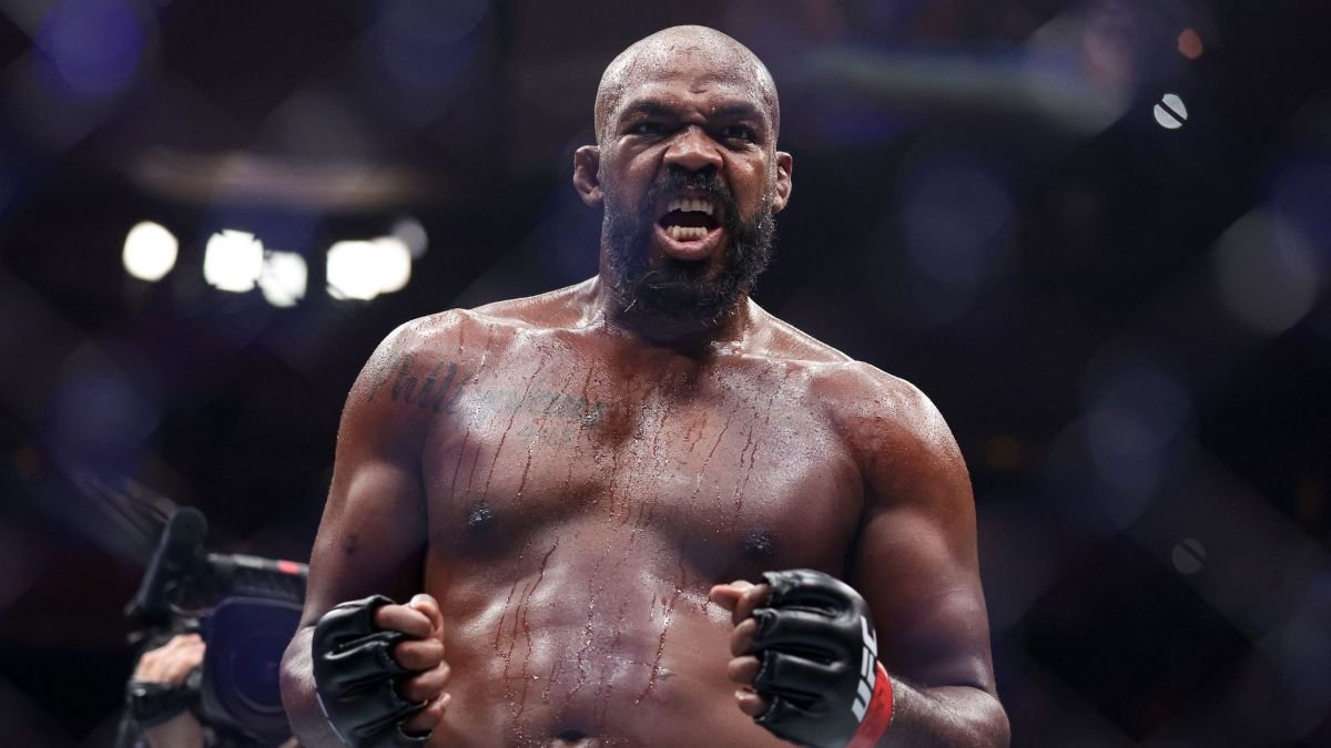 Джон Джонс возвращается в UFC: Назван соперник на бой в Белом Доме