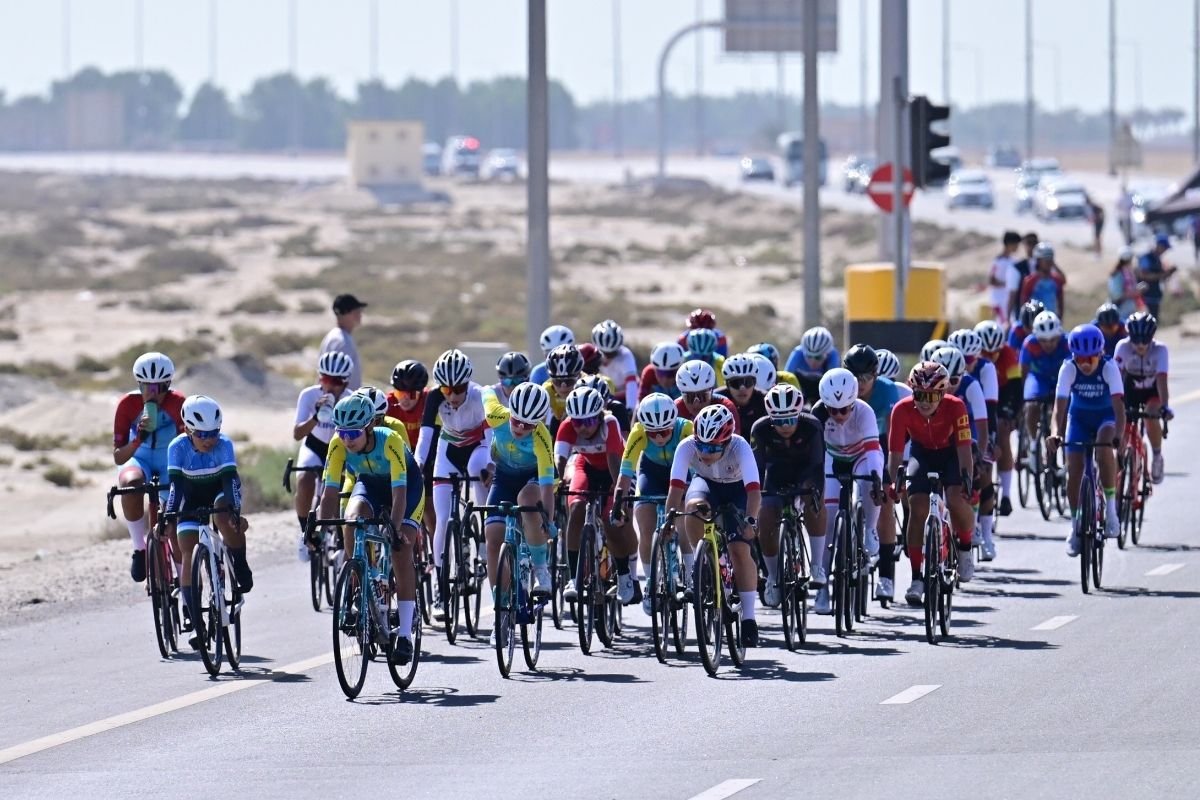 Казахстан уступил первое место Узбекистану в велогонке на Азиаде-25