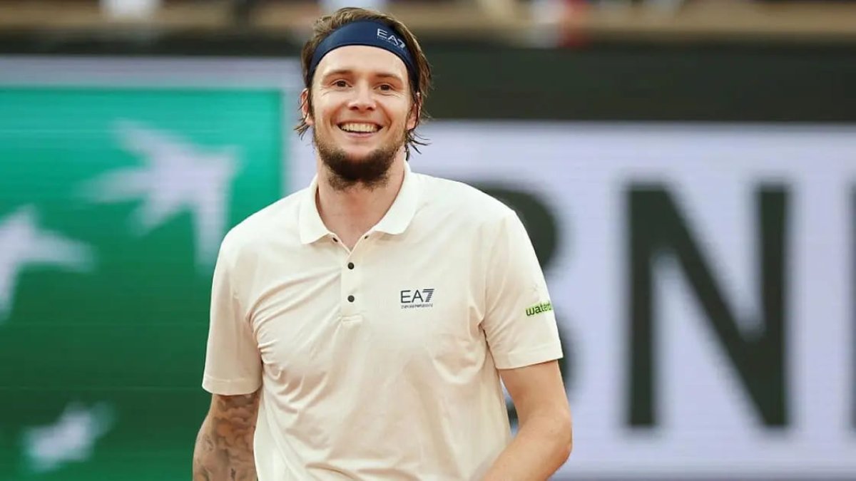 Лучший теннисист Казахстана хочет завершить свою карьеру