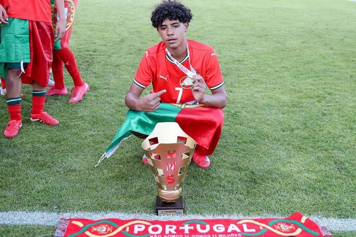 Сын Криштиану Роналду забил первый гол за сборную Португалии