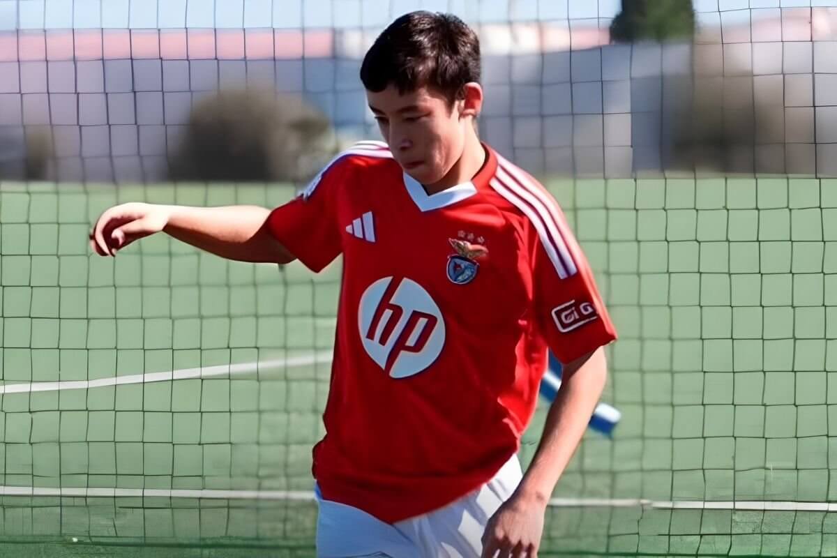 Казахстанец из «Бенфики» стал клиентом агентства топ-звёзд