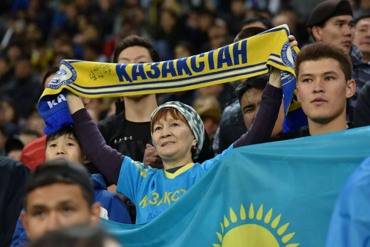 Все билеты на матч Казахстан – Бельгия распроданы за неделю до игры