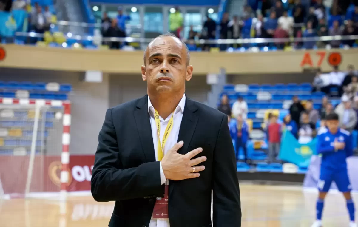 Конец эпохи: Кака ушел из сборной Казахстана