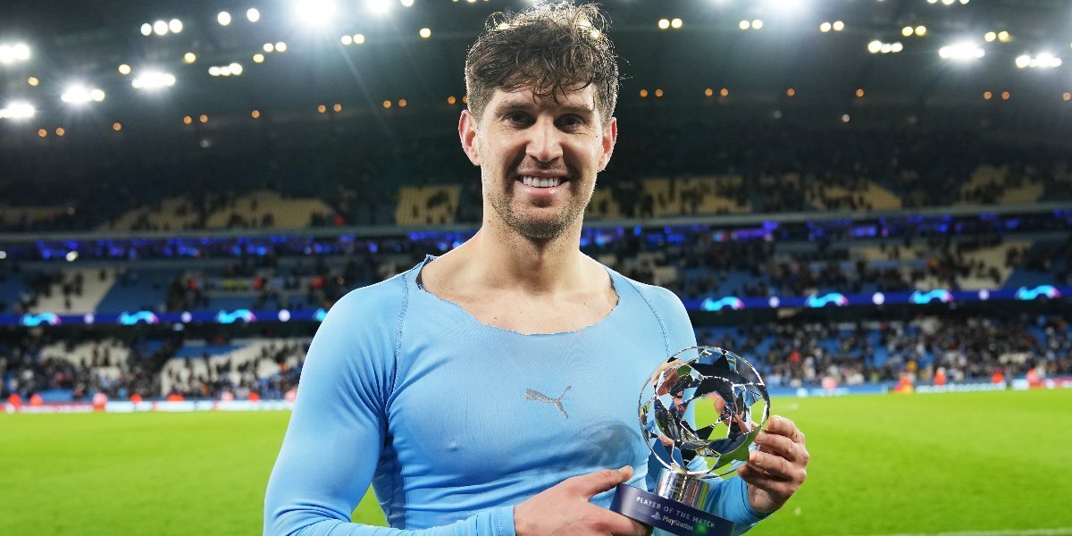 «Барселона» нацелилась на защитника «Манчестер Сити»