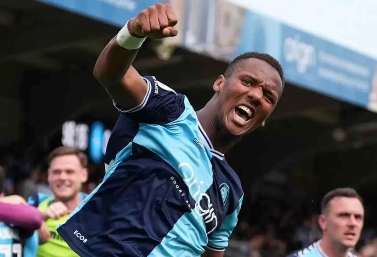 Клуб Ломтадзе уверенно одержал победу в Англии