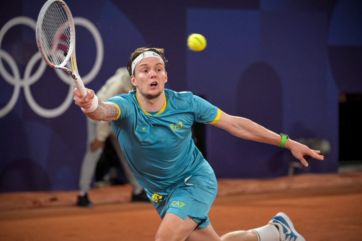 Александр Бублик завершил сезон-2025 с финансовым рекордом