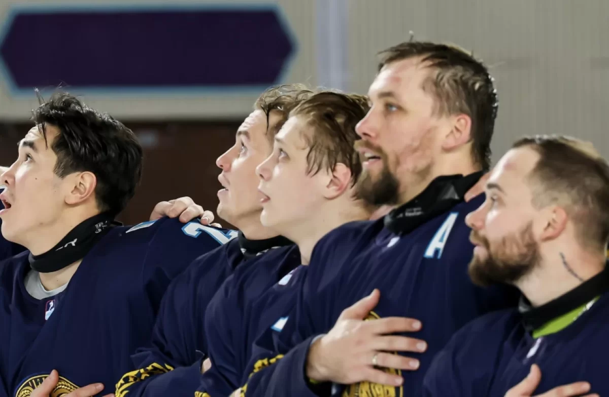 Сборная Казахстана по хоккею победила Корею на чемпионате Азии