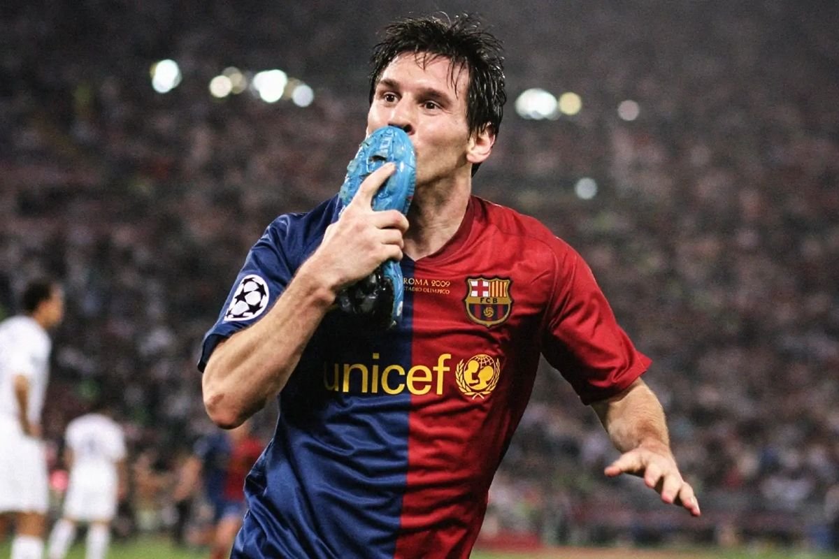 Контракт лежал на столе: почему сорвался камбэк Месси в «Барселону»