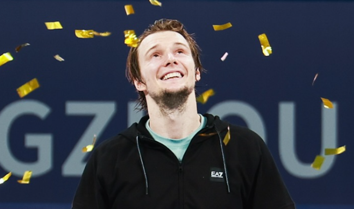 "Я один раз выиграл – и достаточно": Бублик прокомментировал неудачи в матчах с Медведевым