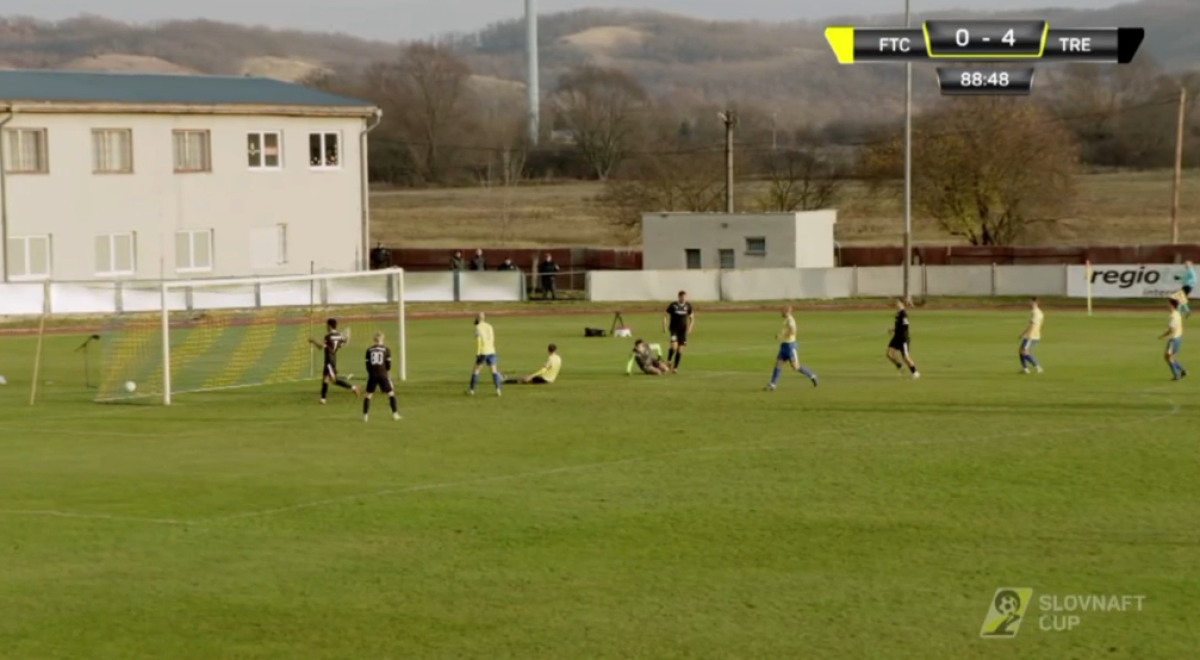 Шамурза Адырбеков отметился голевой передачей за "Тренчин"