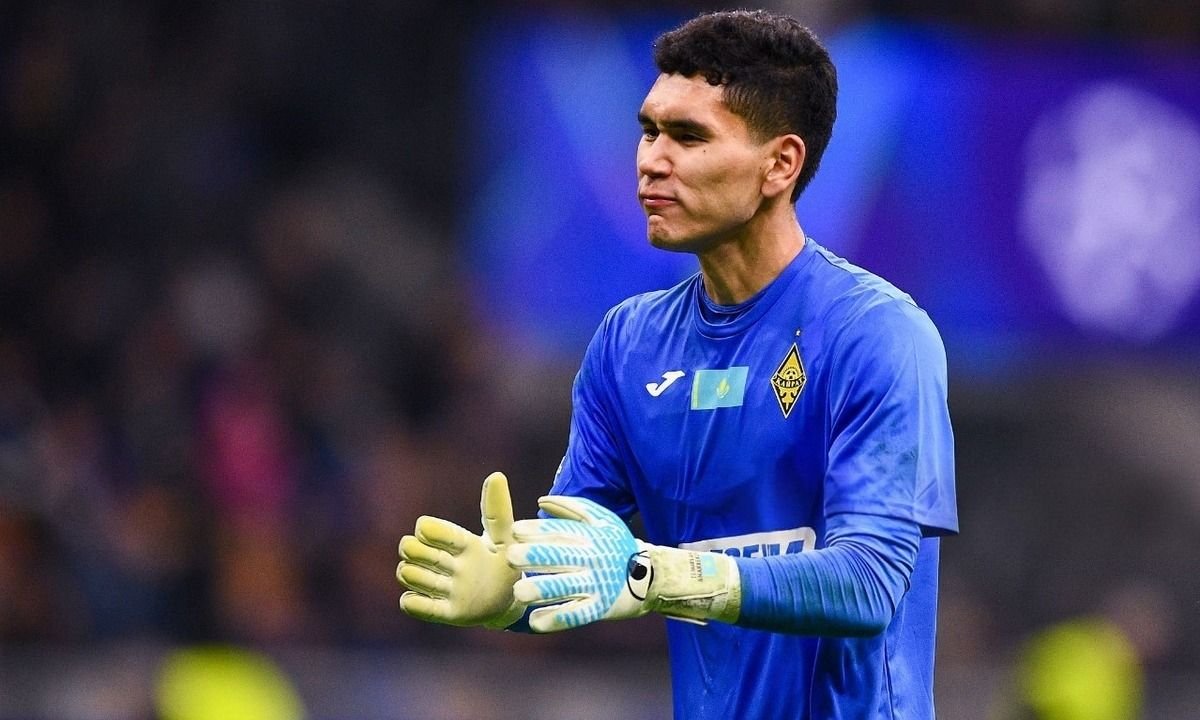 «Анарбеков тащит, как может»: экс-вратарь сборной Казахстана высказался о ФК «Кайрат»