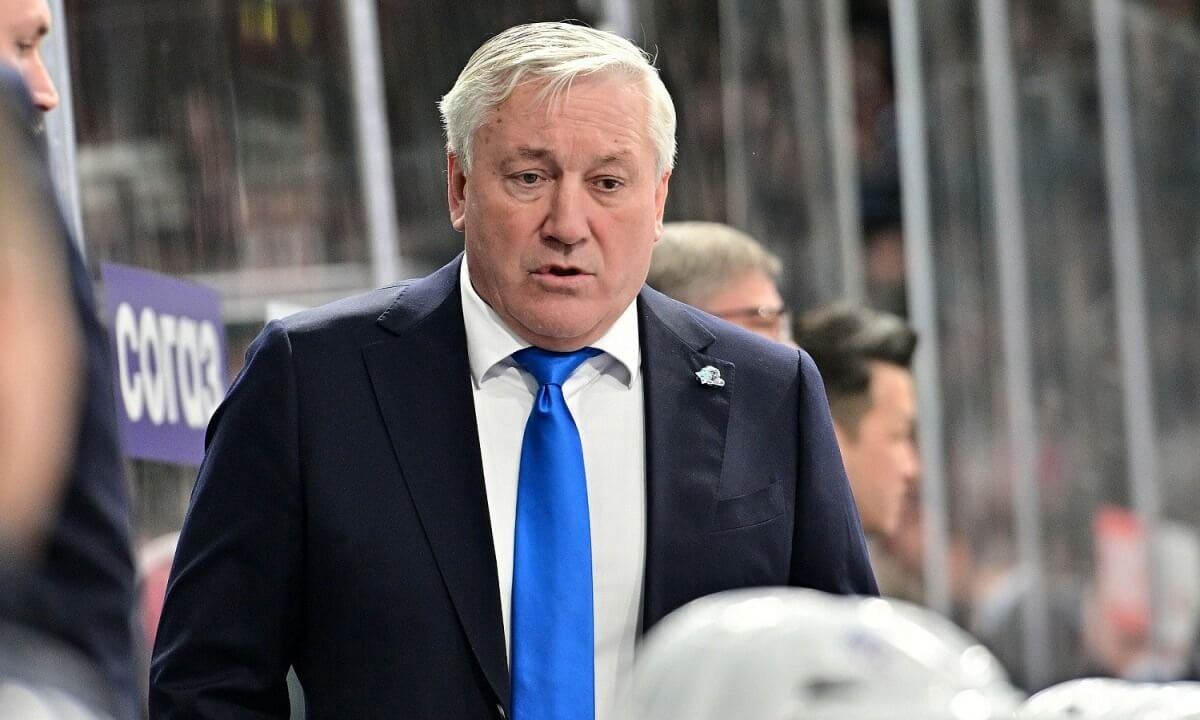 Тренер «Барыса» вошел в число худших специалистов КХЛ