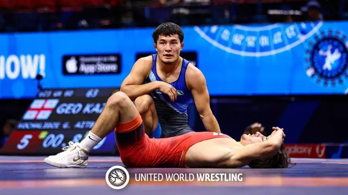 Казахстанец разгромил чемпиона мира и стал победителем ЧМ-2026 по борьбе