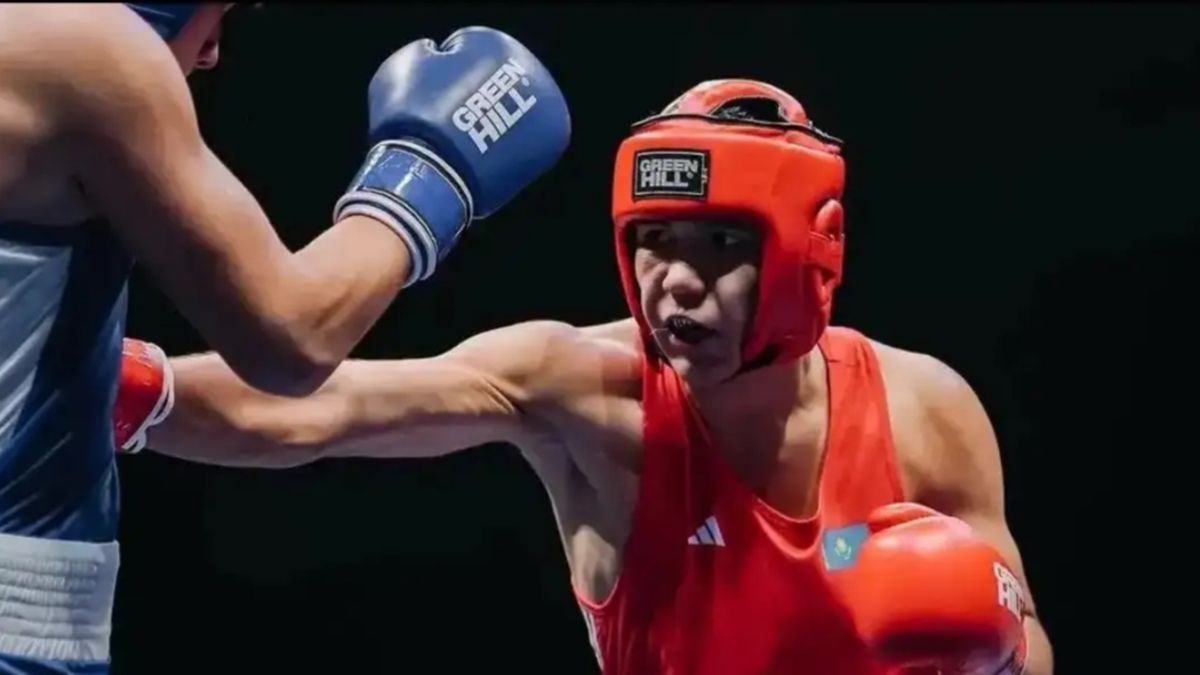 Казахстанский боксер проиграл россиянину и вылетел с чемпионата мира