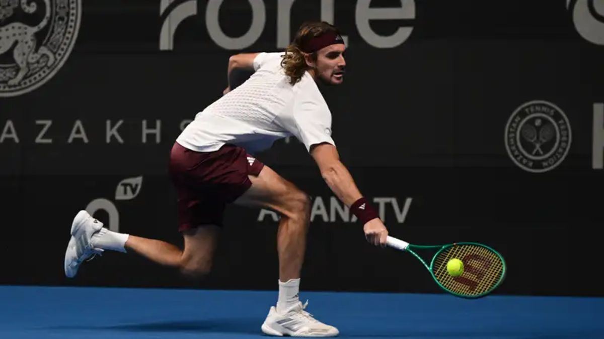 Циципас вышел в полуфинал Almaty Open после победы над австралийцем