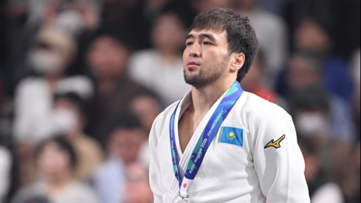Олимпийский чемпион Елдос Сметов проиграл казахстанцу на Grand Slam