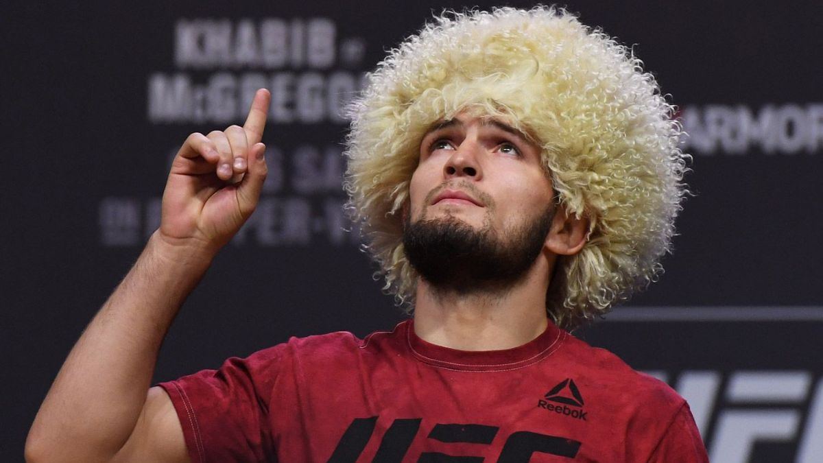 Хабиб Нурмагомедов приехал в Астану на чемпионат мира по борьбе
