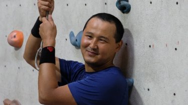 Казахстанский депутат стал двукратным призером Азиатских параигр