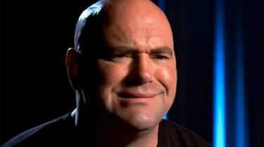 Глава UFC Дана Уайт получил необычный подарок от казахстанки